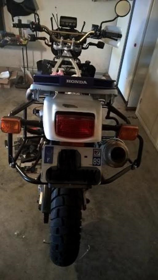 rear carriers Honda 750 XRV RD07.jpg