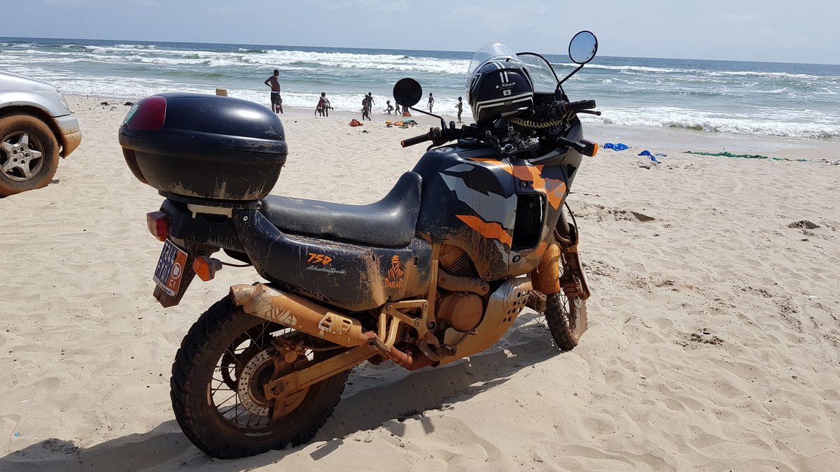 La récompense après l'effort... Assouindé, Assinie, Côte d'Ivoire