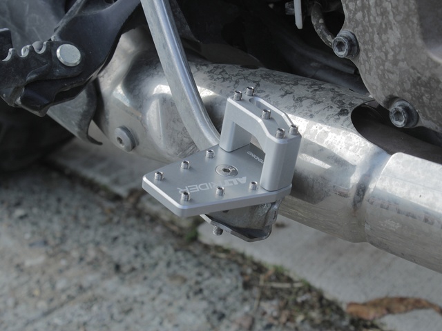 installed-altrider-dualcontrol-brake-system-for-the-honda-crf1000l-africa-twin-3.jpg