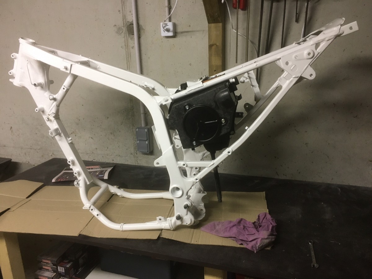 BD Cadre avec boite a air.jpg