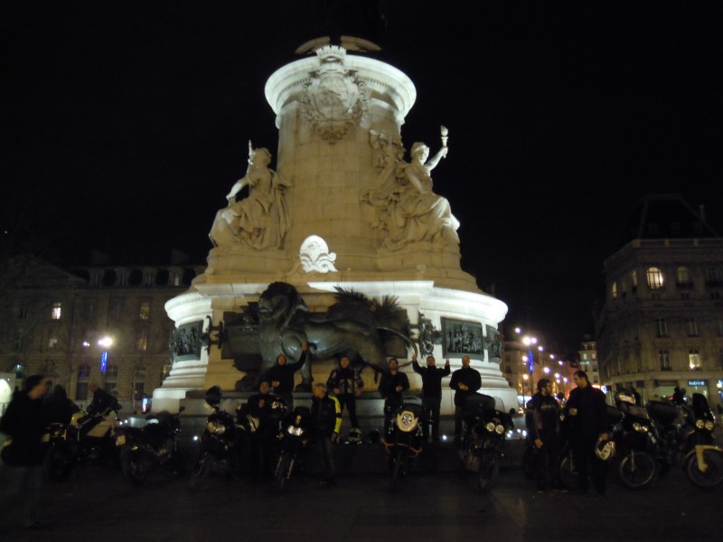TOUS A REPUBLIQUE,ça sonne comme une manif