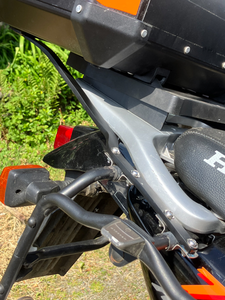 Support topcase-2.jpg