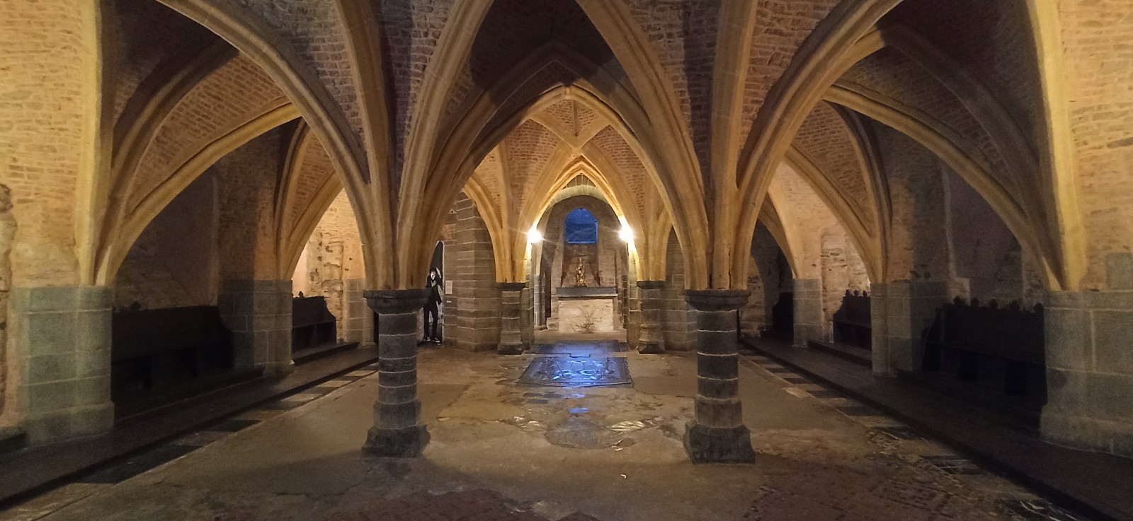 La crypte de l'abbatiale