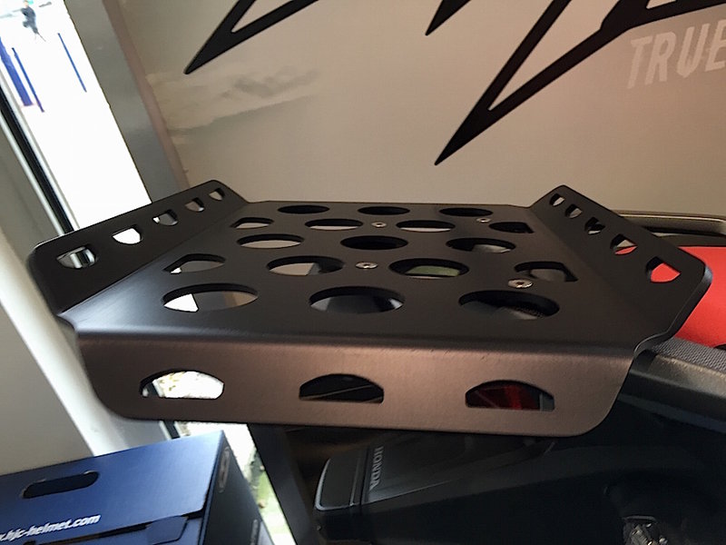 Rack Massive - rack relevé - 6.jpg