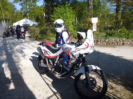 P1010464.jpg.....Une fille.douée....Pitmouss.jpg..4.jpg