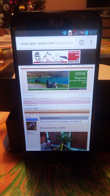 La photo de mon LG. Faite le soir, c'est déjà pas mal. Reste à tester en journée et à faire une tite vidéo.