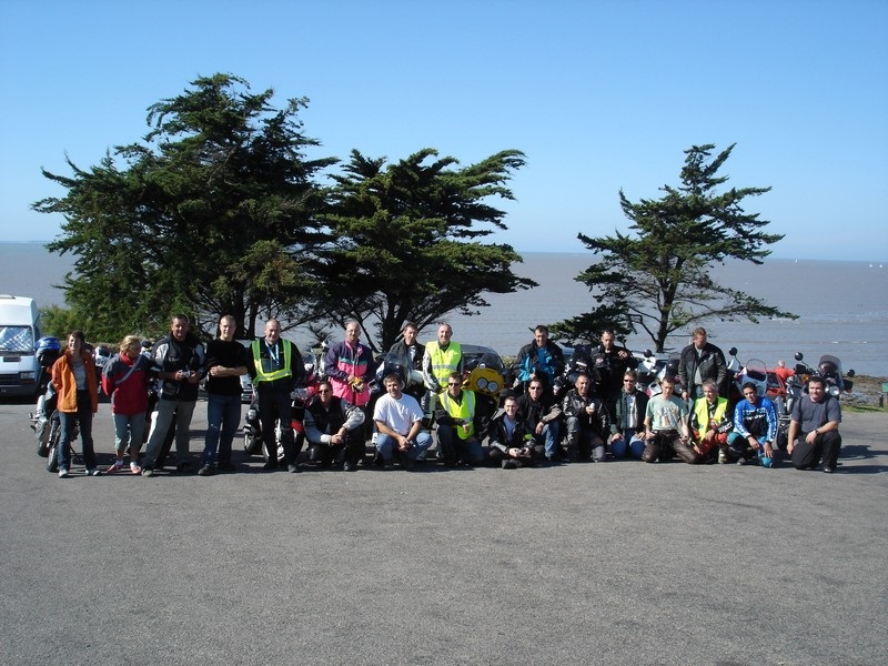 La belle équipe d'amoureux des V52 (première grande sortie organisé d'ATOC ).jpg