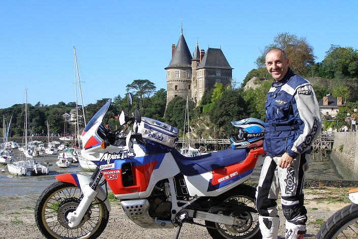 P9220023.jpg Arrêt à PORNIC ....( JOB et ça belle V52).jpg