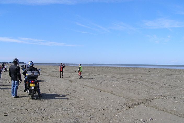 P9220046.jpg BEN OUI c'est tout droit sur le GOIS !.jpg